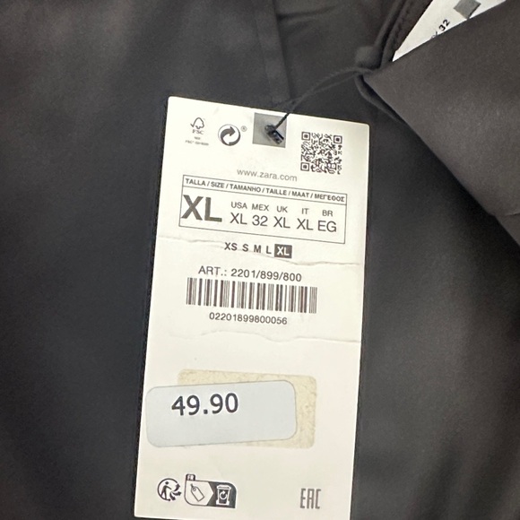 Women’s Silk Black Cargo Pants - Picture 7 of 7